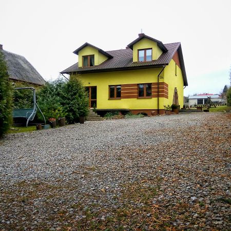 Pokoje Na Wiejskiej Naleczow Bagian luar foto