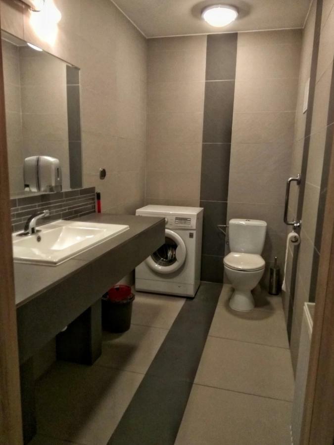 Pokoje Na Wiejskiej Naleczow Bagian luar foto